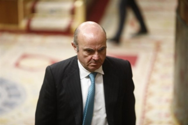 España aprueba el decreto que exige a grandes empresas compromisos medioambientales