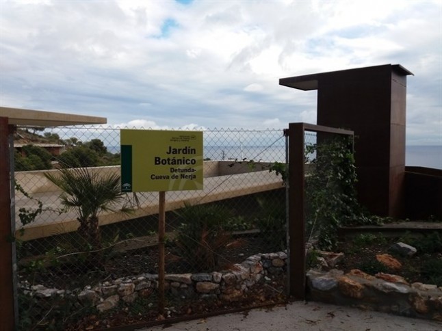 El jardín botánico Detunda-Cueva de Nerja ‘viento en popa’