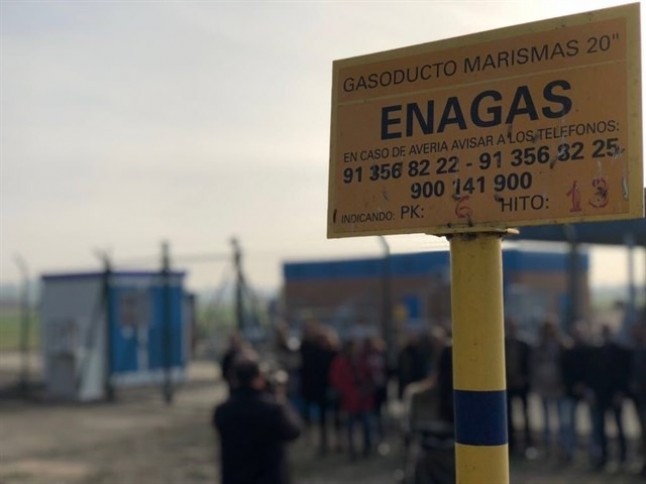 Salvemos Doñana entrega al Gobierno 200.000 firmas pidiendo paralizar el proyecto de gas