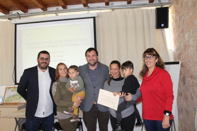 Tres centros educativos de Ibiza