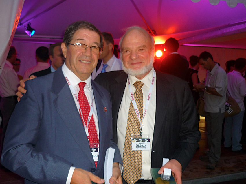 Valeriano Ruiz Hernández recibe el premio al logro de toda una vida en SolarPACES 2010