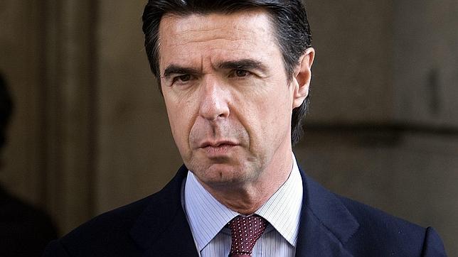 Tildan de ‘ridículo’ al Ministro Soria  con sus afirmaciones sobre el recibo de la luz y el ATC