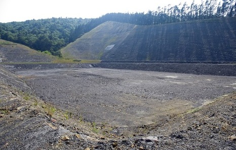 El ‘Camarote de los Hermanos Marx’ y la incineradora" de Zubieta (Euskadi)