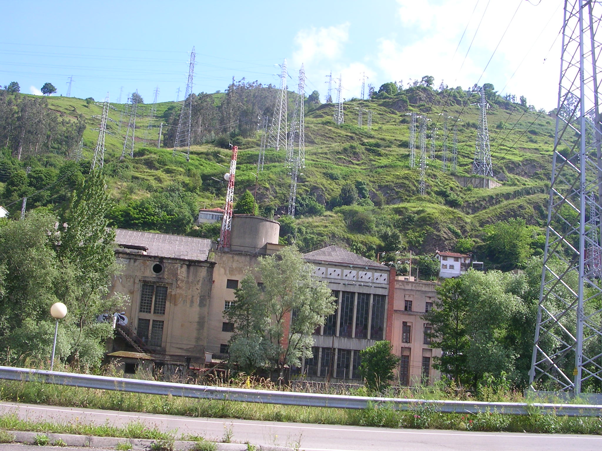 Asturias. No a la subestación de Villallana en Lena