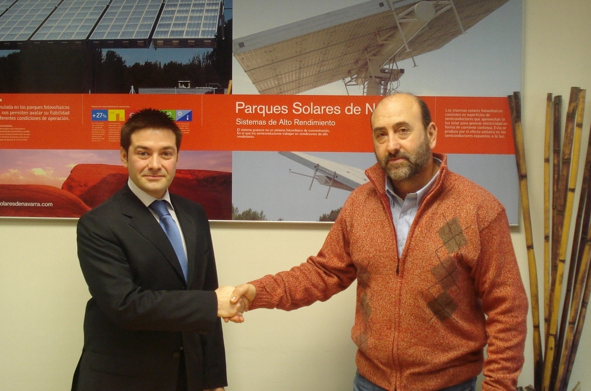 Firma de convenio entre parques solares de Navarra y Cenífer