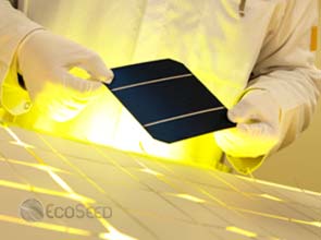 Nanoparticle-based solar cells now use common elements