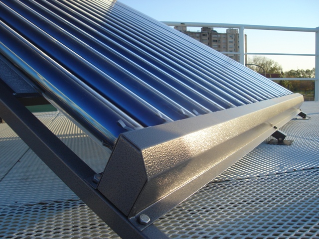 Murcia. El IMIDA y la UMU desarrollan un proyecto para limpiar mediante fotocatálisis solar aguas contaminadas con plaguicidas