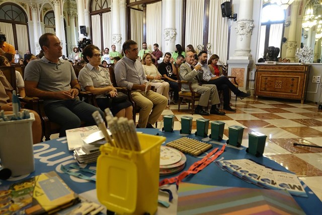 El programa medioambiental Pasaporte Verde de Málaga ofrece talleres para trabajar en la concienciación de los escolares