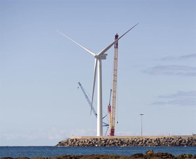 Industria insta a Baleares a fomentar las energías renovables para reducir los extracostes de generación desde 2009