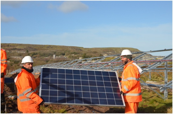 Cuántos trabajadores emplea el sector de las energías renovables en España