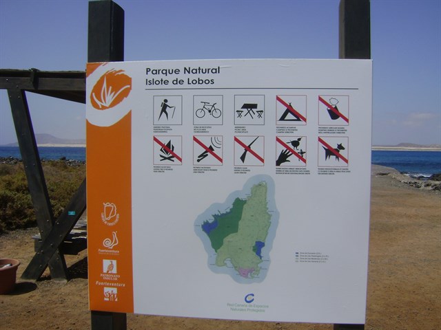 Renovada la cartelería de los Espacios Naturales Protegidos y de los senderos de Fuerteventura