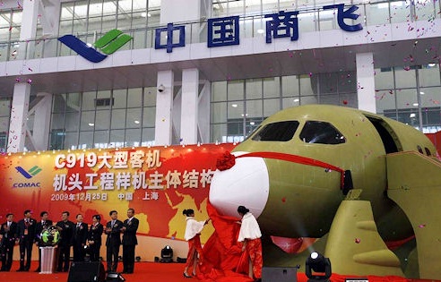 La UE atento al plan chino de reducción de emisiones en sus aerolíneas