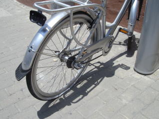 Madrid. Ayuntamiento estudia pedir plazas específicas para bicis en las nuevas concesiones de aparcamientos municipales