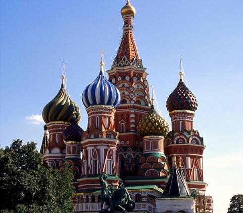 Moscú se despierta por fin con el aire limpio