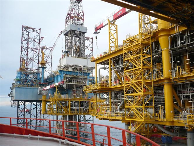 Soria admite que el gas inducido podría estar en el origen de los seísmos