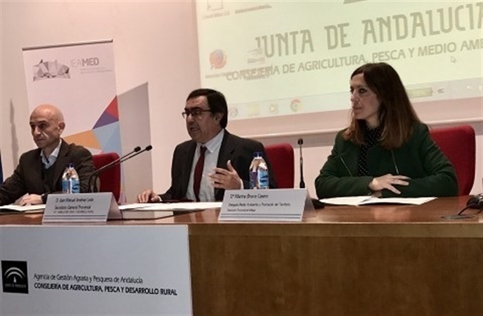 Málaga tramita 276 expedientes de calificación ambiental de explotaciones ganaderas