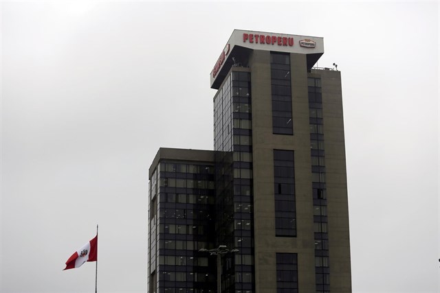 Petroperú se declara en emergencia después de sufrir un atentado provocando un derrame