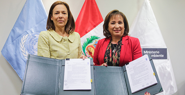Perú y Bolivia sumarán fuerzas para descontaminar el Lago Titicaca