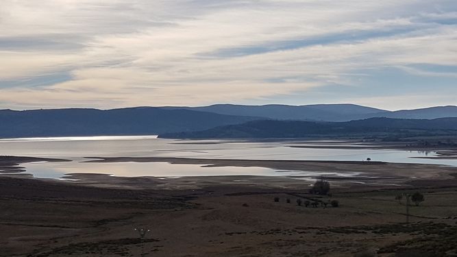 Medio Ambiente niega un trasvase entre cuencas en Cataluña y advierte de que la ley no lo permite