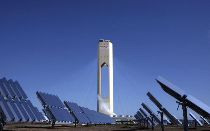 Abengoa opera en África una planta termosolar de torre durante 24 horas ininterrumpidas