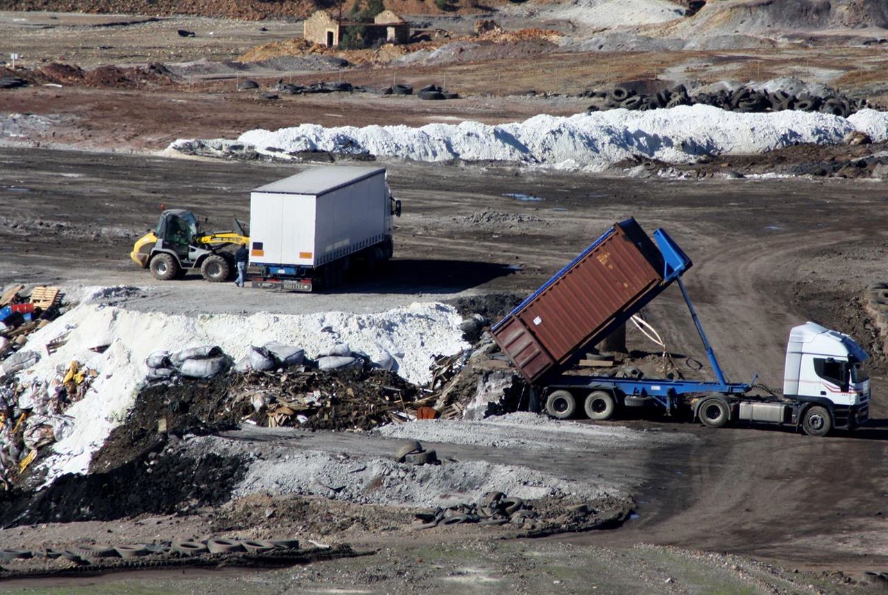 El vertedero de Nerva no ha alcanzado aún la capacidad de la autorización ambiental