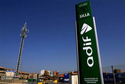 Adif implanta un sistema de reducción del consumo energético en el Centro Logístico de Murcia Escombreras