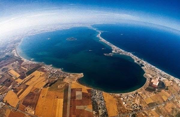 Toda la riqueza del Mar Menor se va por el ‘retrete’