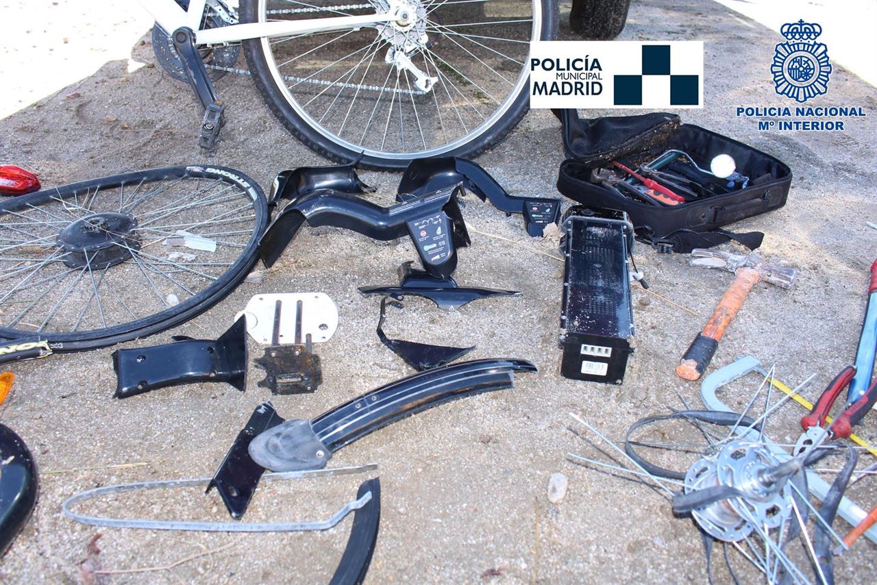 Desarticulada una banda organizada que robaba y desguazaba bicis de BiciMad