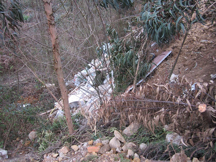 Asturias. Vertedero de Venta de las Ranas en Villaviciosa