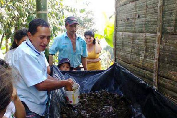 Experiencia rural del Norte del Tolima recibe medalla de reconocimiento en Perú