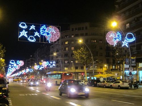 Barcelona retrasa el alumbrado navideño para ahorrar el 20% de energía