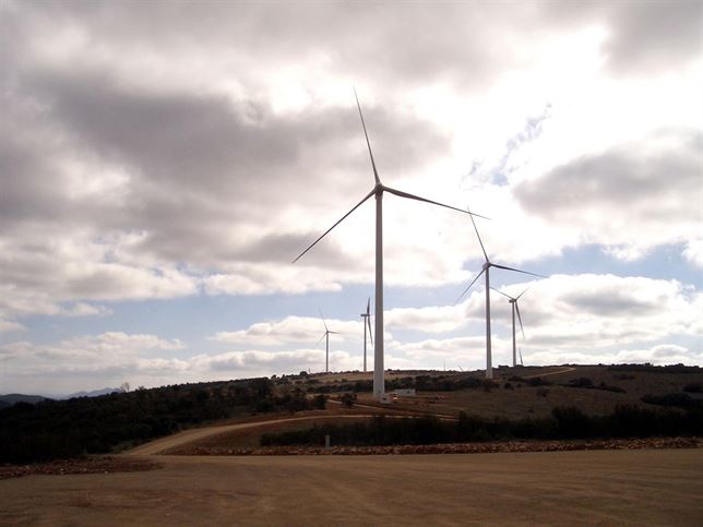 Gas Natural Fenosa contra el recorte a las energías renovables