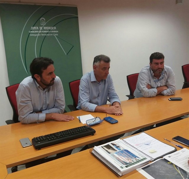 Andalucía propone mejorar el trazado para contrarrestar el movimiento de la duna de Valdevaqueros