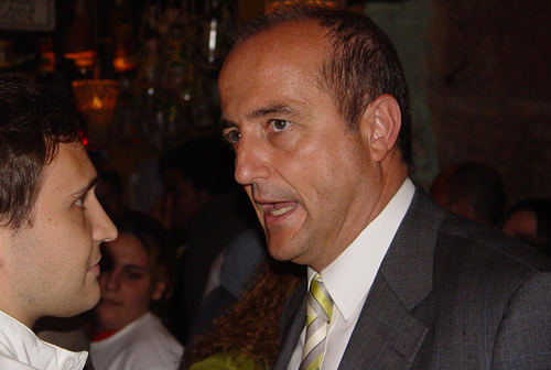 Sebastián dice que el procedimiento para asignar el almacén es "inapelable" y defiende que es la mejor solución