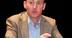 Sogama habla con los vecinos del concello de Lourenzá sobre la participación ciudadana en la gestión de los residuos