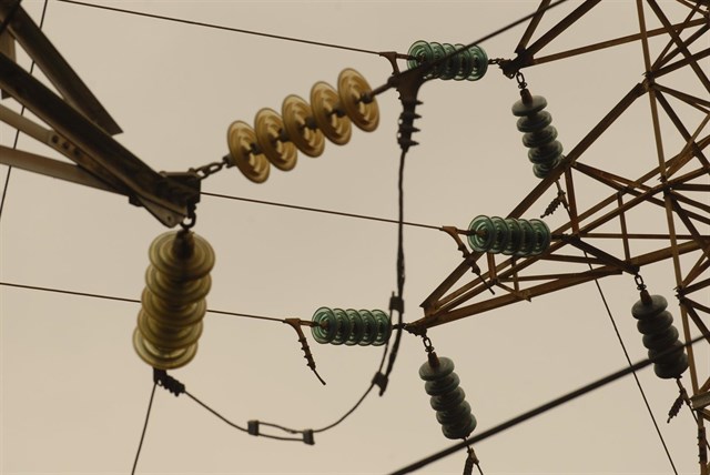 El Gobierno regulará las ayudas a la gran industria por el coste de las energías renovables