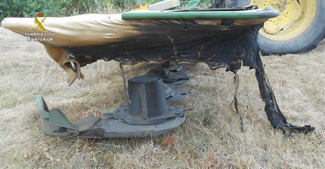 Imputan a un hombre el incendio en San Vicente del Condado (León) que ha calcinado 140 hectáreas de robledal