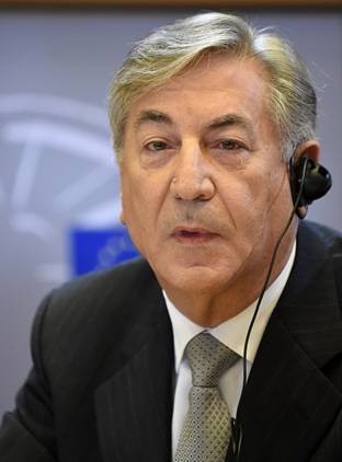 El nuevo comisario de Medio Ambiente de UE se lava las manos’ sobre las prospecciones y el fracking