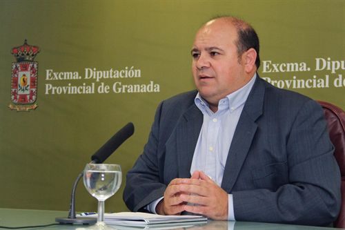 Diputación de Granada rebajará un 5% a los municipios que asuman el coste del tratamiento de residuos sólidos