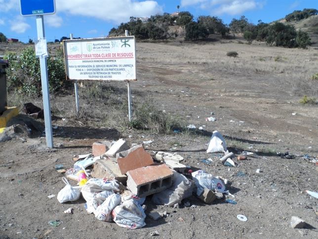 Retiran 283.730 kilos de basura y escombros de los barrios del Distrito de Tamaraceite
