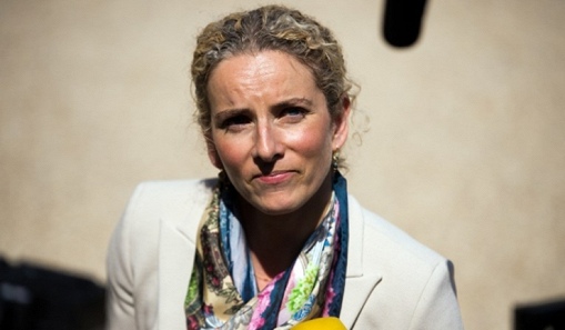 Hollande cesa a la ministra de Ecología