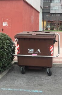 La extensión del contenedor marrón a Lutxana