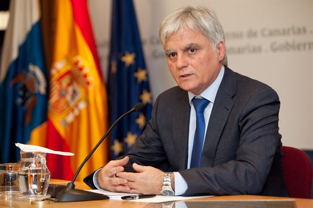 Pérez (PSOE) pide al Gobierno que recapacite y admita la consulta sobre las prospecciones