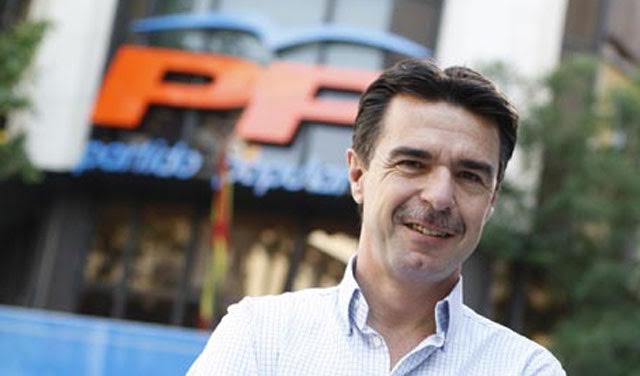 El Ministro Soria no pierde el humor (aunque de mal gusto) y ahora dice que no hay ‘impuesto al sol’