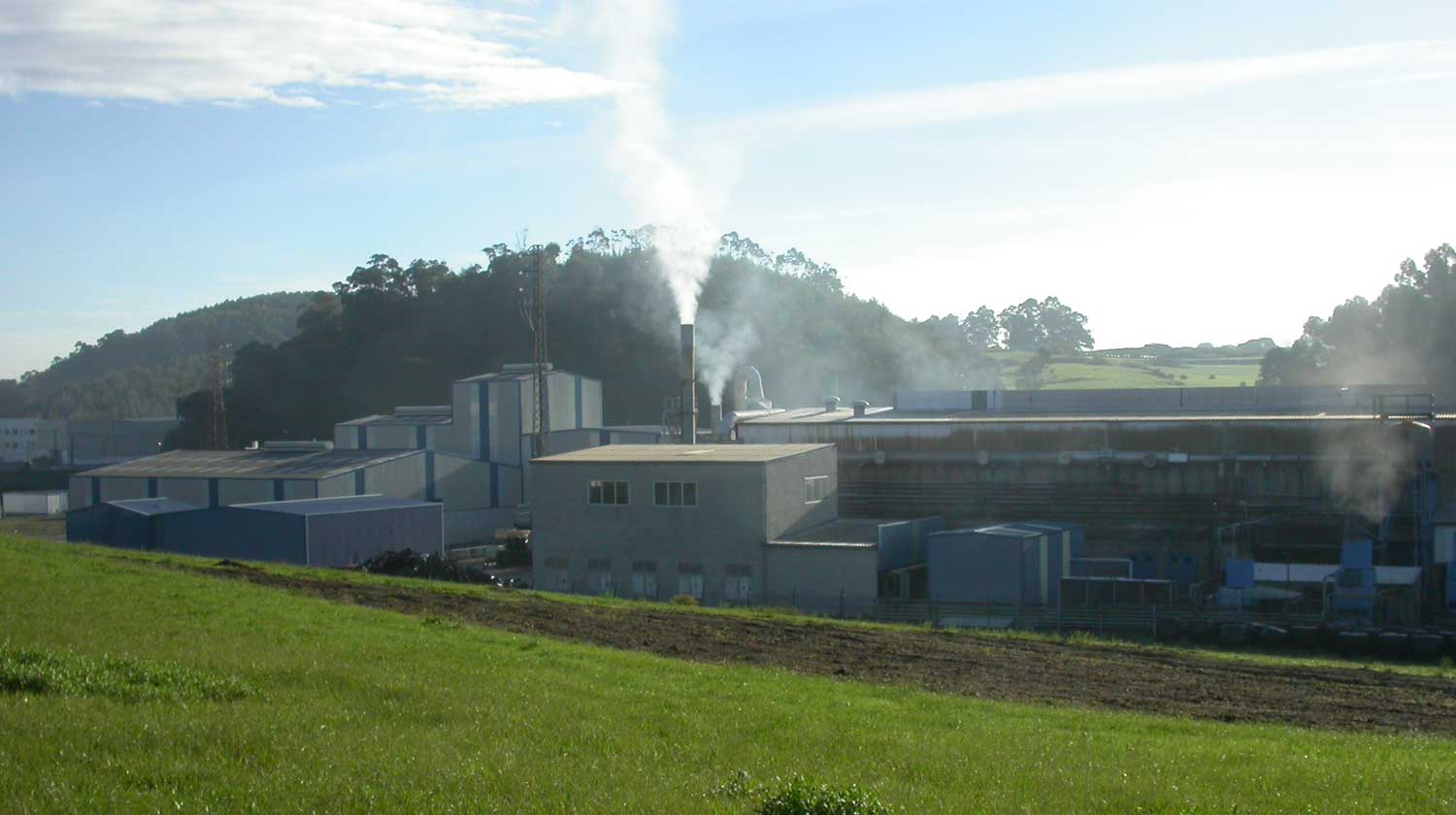 El Principado de Asturias tramita el estudio de impacto ambiental cuando la empresa ya funciona