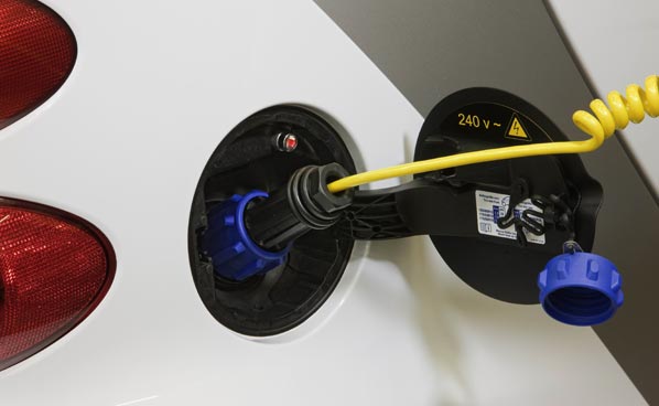 Ianni ve "una nueva era" para la planta de Vigo con la producción de coches eléctricos