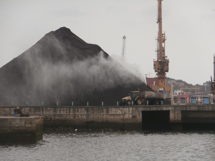 Asturias. Otro día mas se dispara la contaminación en el entorno del puerto de Avilés
