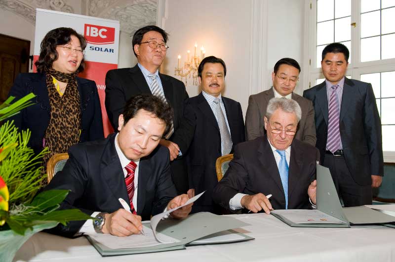 IBC SOLAR asesora al gobierno chino en la expansión de las energías renovables