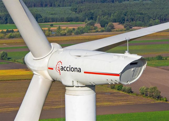 Acciona vende activos y alarga la vida de sus parques eólicos