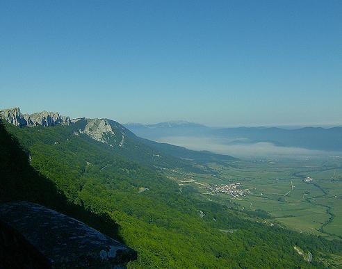 ‘La Caixa’ y el Gobierno de Navarra acondicionan un sendero inclusivo en el Parque Natural de Urbasa-Andia